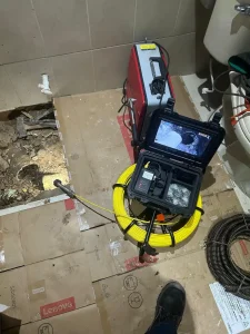 Diagnóstico de tuberías con cámara digital en Bogotá para detectar fugas, taponamientos y daños internos con tecnología profesional.